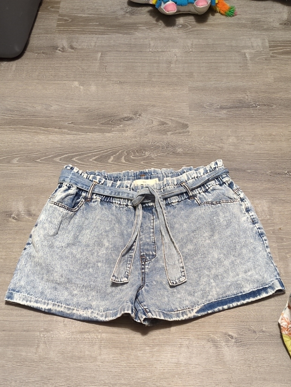 TGLA Acid Wash Paper Bag Shorts With Belt Size XL